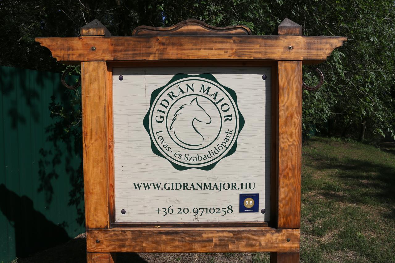 Gidran Major Hotel Ujlengyel Exterior photo